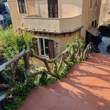 Indipendente Con Giardino * Genoa
