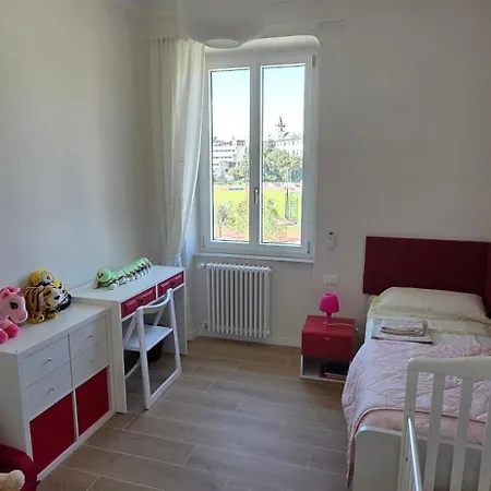 Indipendente Con Giardino Villa Genoa