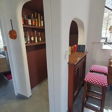 Indipendente Con Giardino Villa