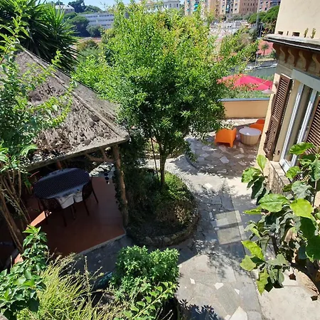 Indipendente Con Giardino * Gênes