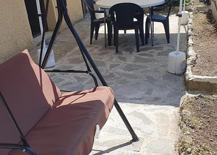 Indipendente Con Giardino فيلة *
