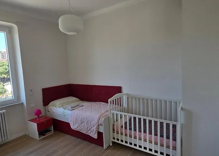 Villa Indipendente Con Giardino