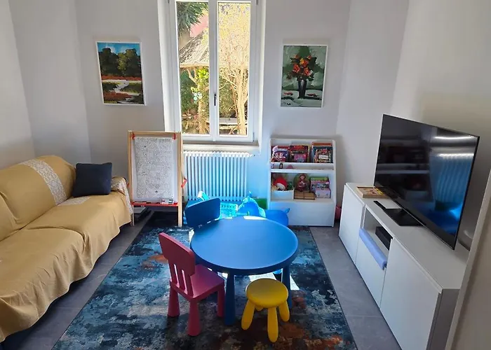 Villa Indipendente Con Giardino