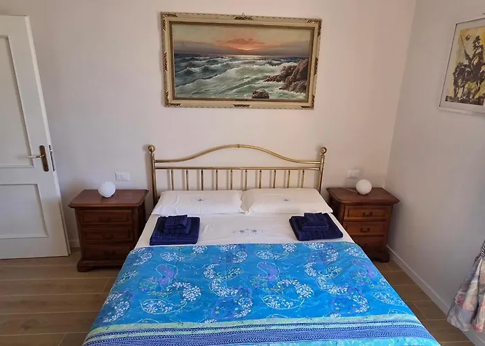 Villa Indipendente Con Giardino